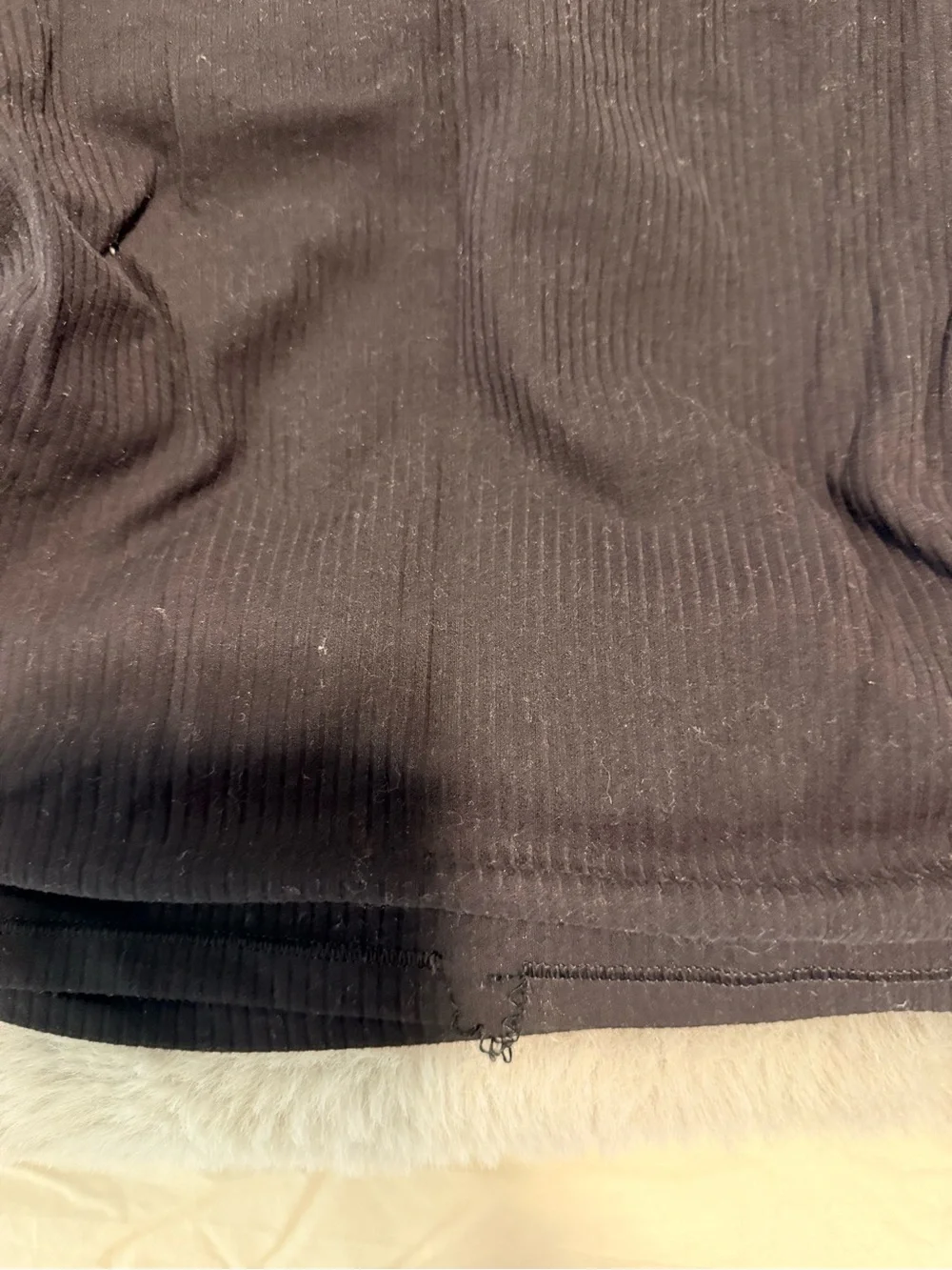 lululemon athletica Black Ribbed Crop Top SIZE 8